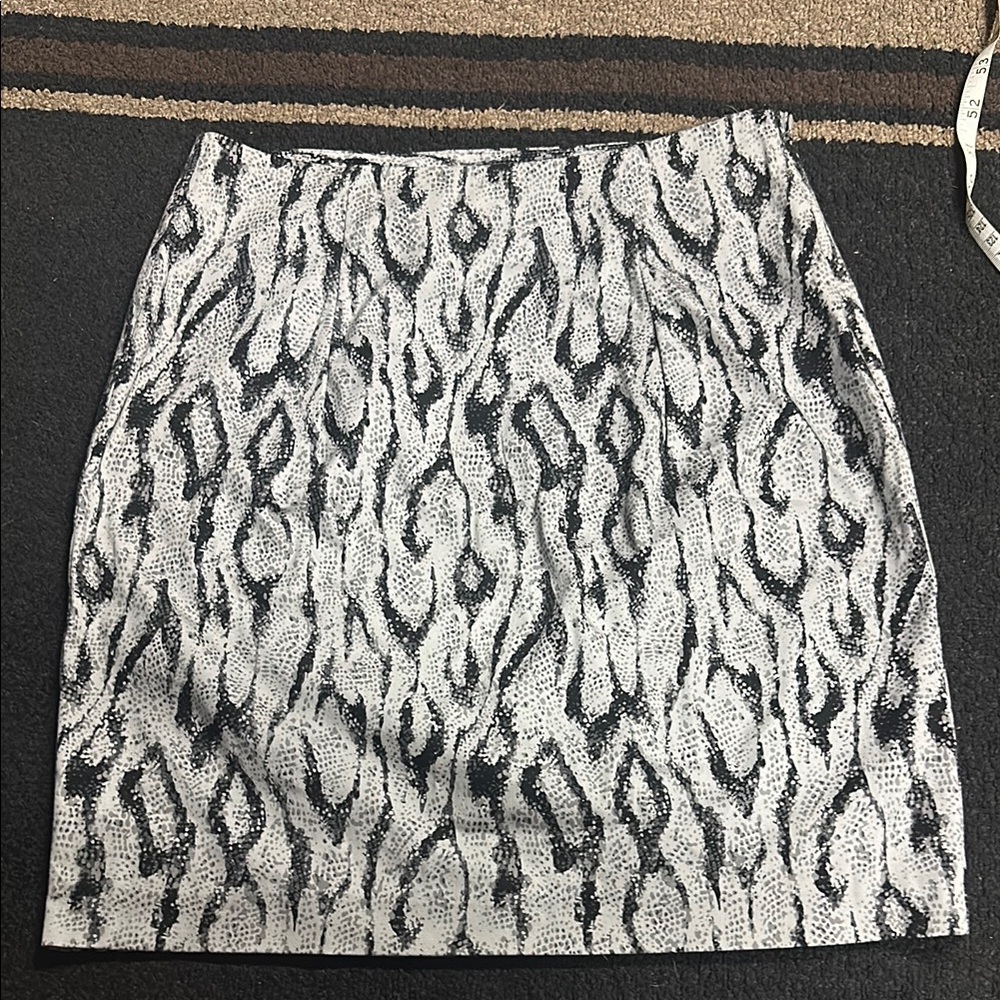 Apt. 9 Black and White Pencil Skirt